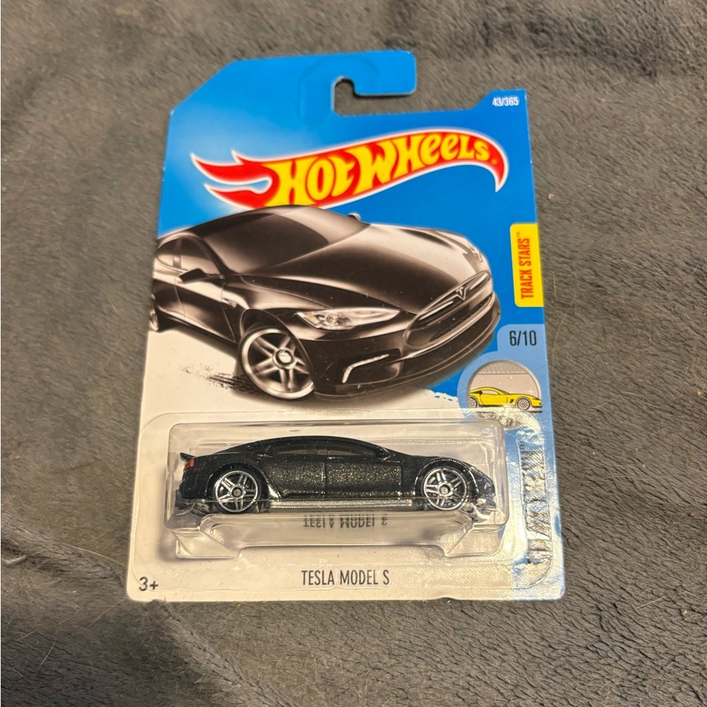 🥦5/$25🥦 Hot Wheels Tesla Model S